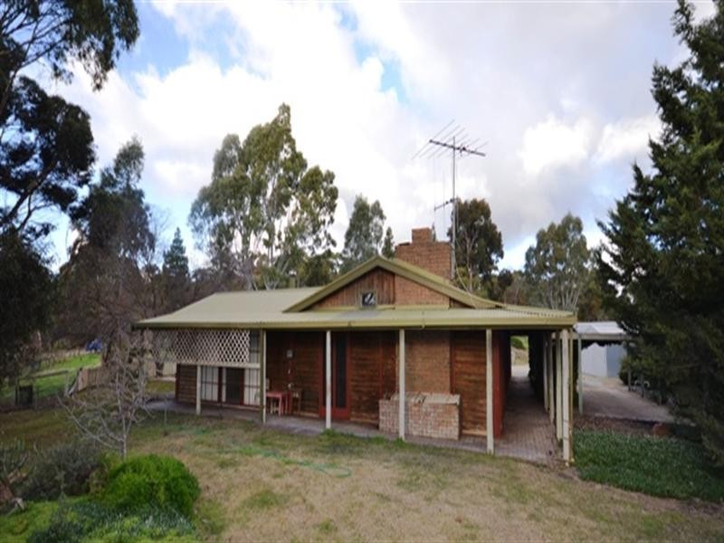 282 Warenda Road, Clare SA 5453