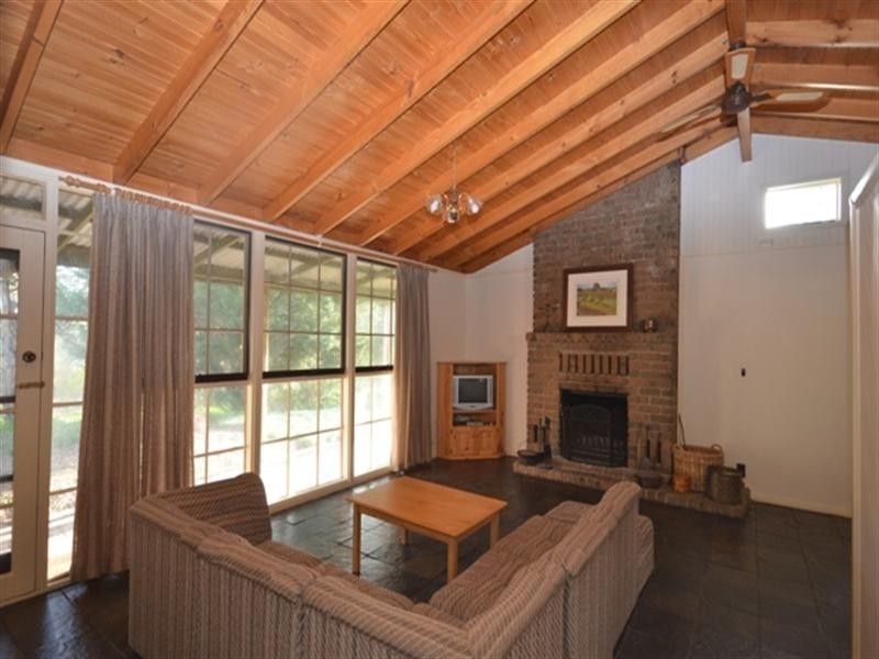 282 Warenda Road, Clare SA 5453