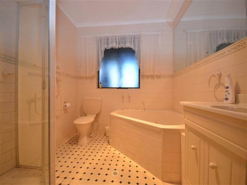 282 Warenda Road, Clare SA 5453