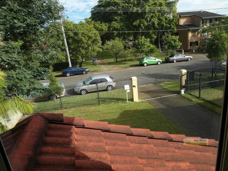 51 College Street, Hamilton QLD 4007