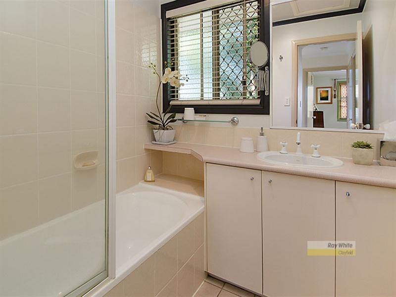 1/98 Dobson Street, Ascot QLD 4007