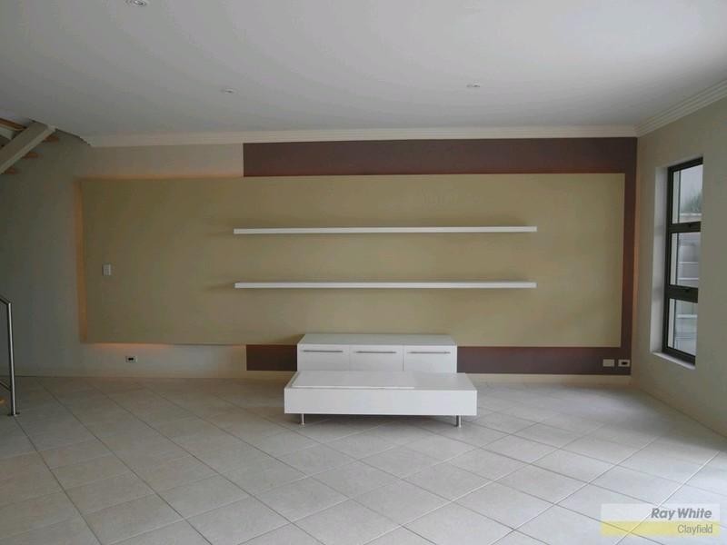 79 Markwell Street, Hamilton QLD 4007