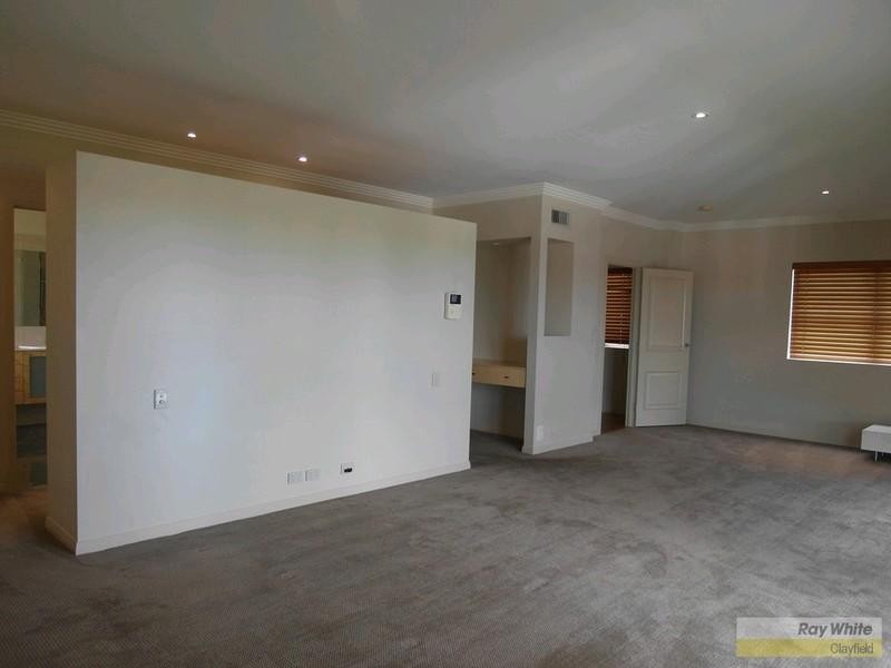 79 Markwell Street, Hamilton QLD 4007