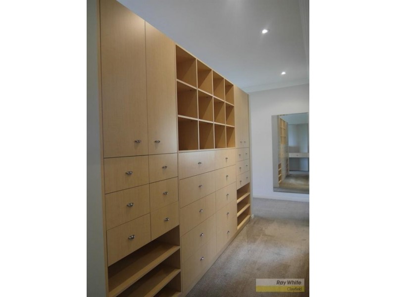 79 Markwell Street, Hamilton QLD 4007