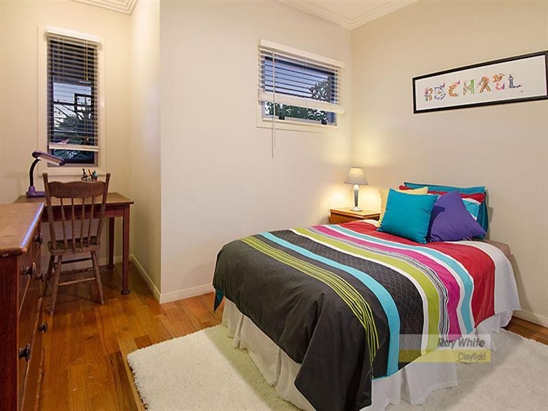 19 Chesterfield Street, Wavell Heights QLD 4012