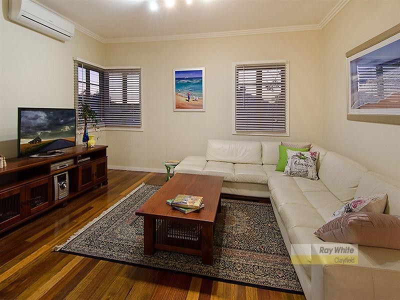 19 Chesterfield Street, Wavell Heights QLD 4012