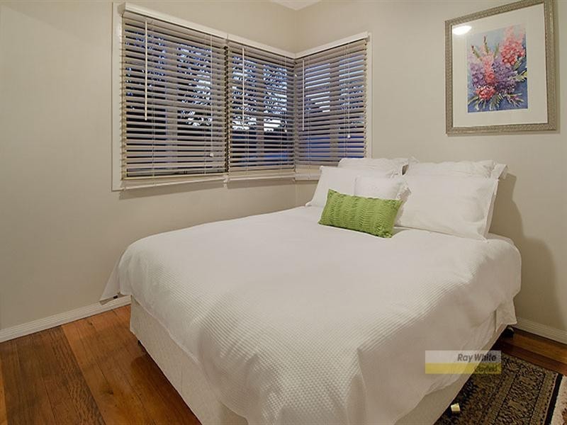 19 Chesterfield Street, Wavell Heights QLD 4012