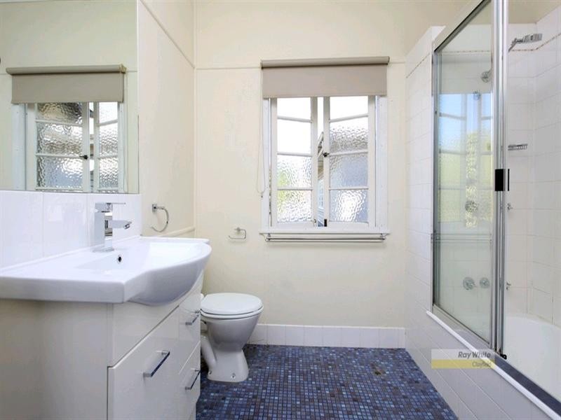 79 Oates Parade, Northgate QLD 4013