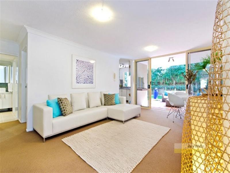 2/101 Junction Road, Clayfield QLD 4011