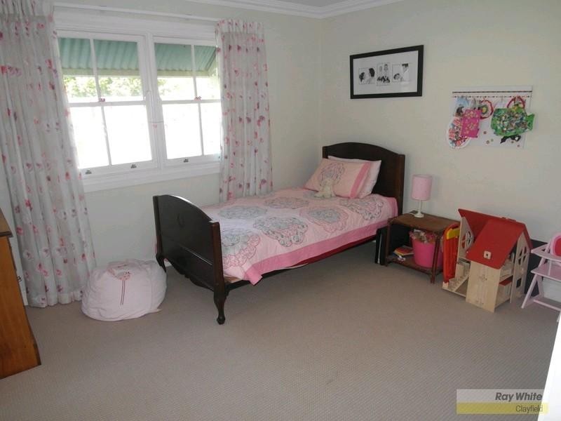 15 Thomas Street, Clayfield QLD 4011