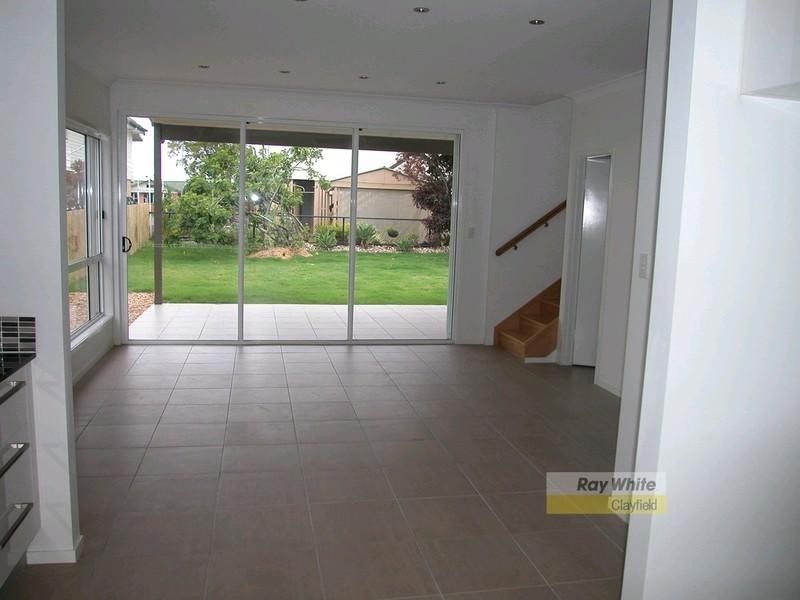 77 Oates Parade, Northgate QLD 4013