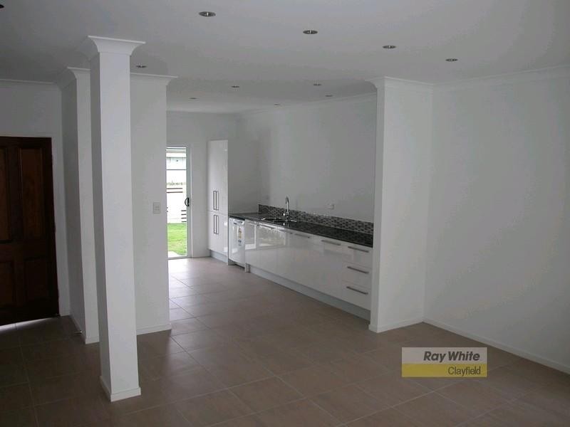 77 Oates Parade, Northgate QLD 4013