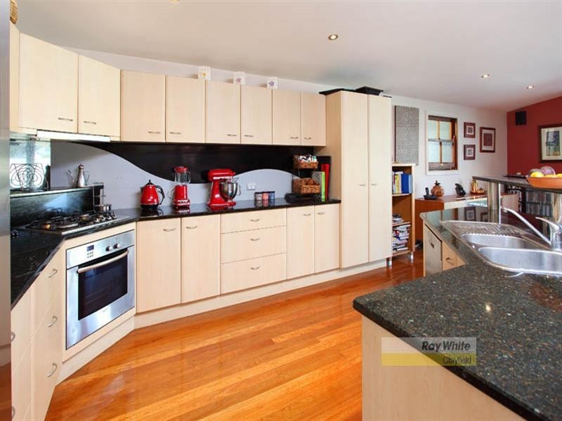 30 Nelson Street, Wooloowin QLD 4030