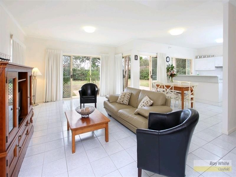 21 Westwood Street, Wavell Heights QLD 4012