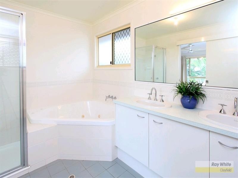 21 Westwood Street, Wavell Heights QLD 4012