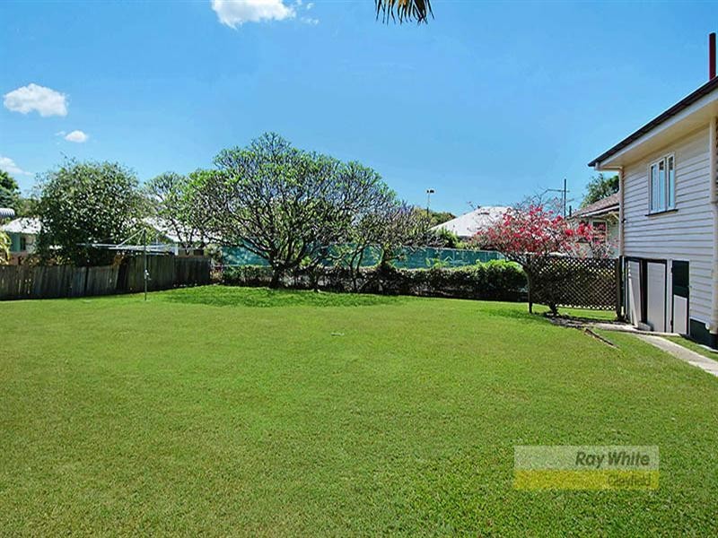 34 Pring Street, Hendra QLD 4011