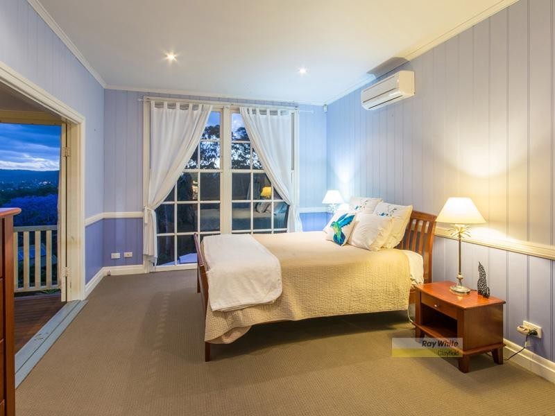 92 Banks Street, Alderley QLD 4051