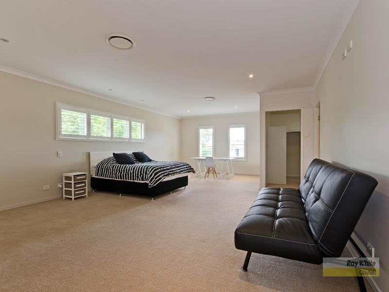 34 Raceview Avenue, Hendra QLD 4011