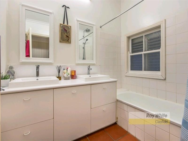 19 Denham Street, Clayfield QLD 4011