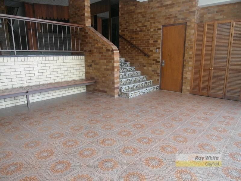 64 Queens Road, Hamilton QLD 4007