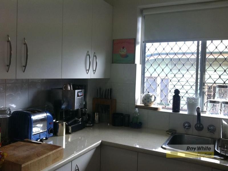 2/17 Napier Street, Ascot QLD 4007