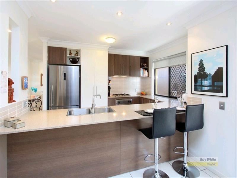 2/80 McIntyre Street, Hendra QLD 4011