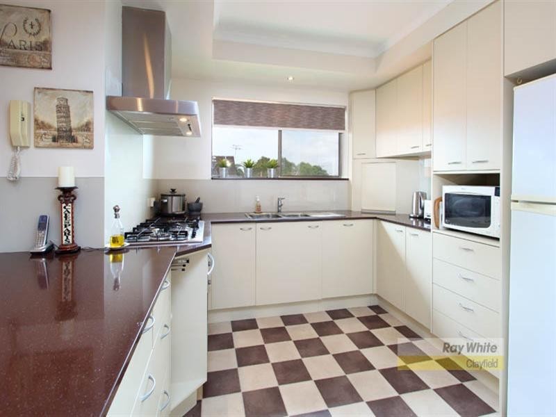 4/52 London Road, Clayfield QLD 4011
