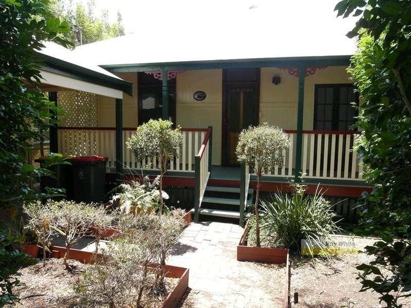 19 Howie Street, Clayfield QLD 4011