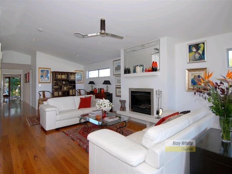 84 Mein Street, Hendra QLD 4011