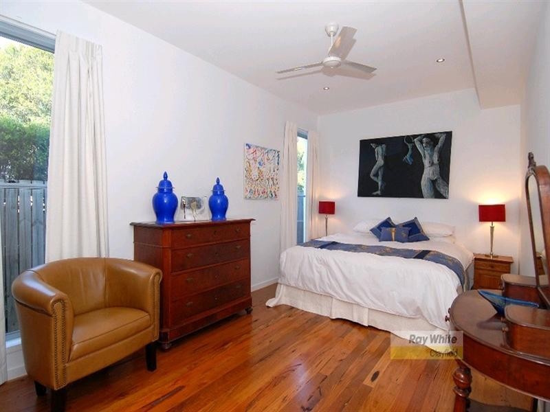 84 Mein Street, Hendra QLD 4011