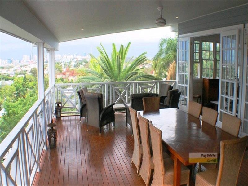 14 Rupert Street, Windsor QLD 4030