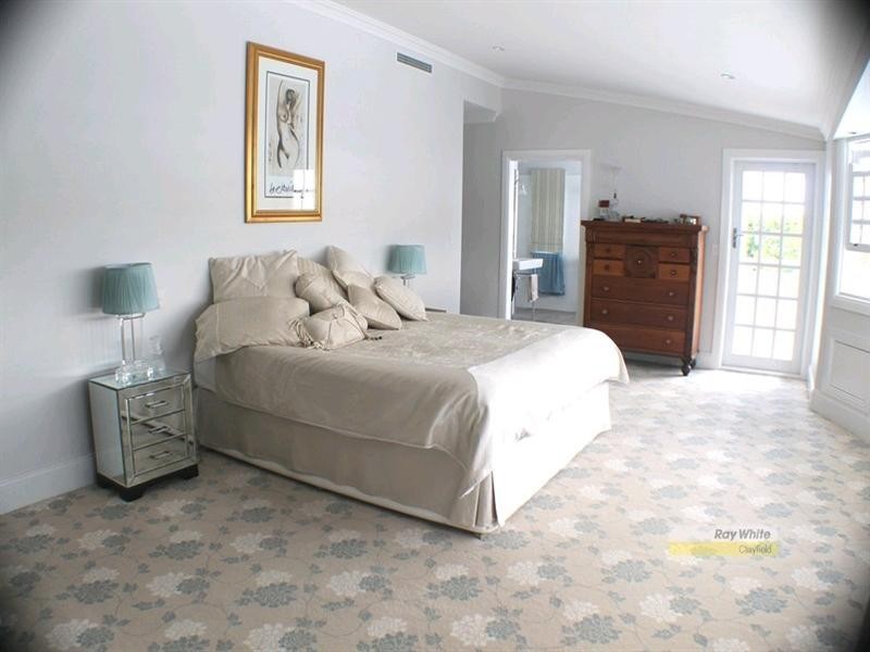 14 Rupert Street, Windsor QLD 4030