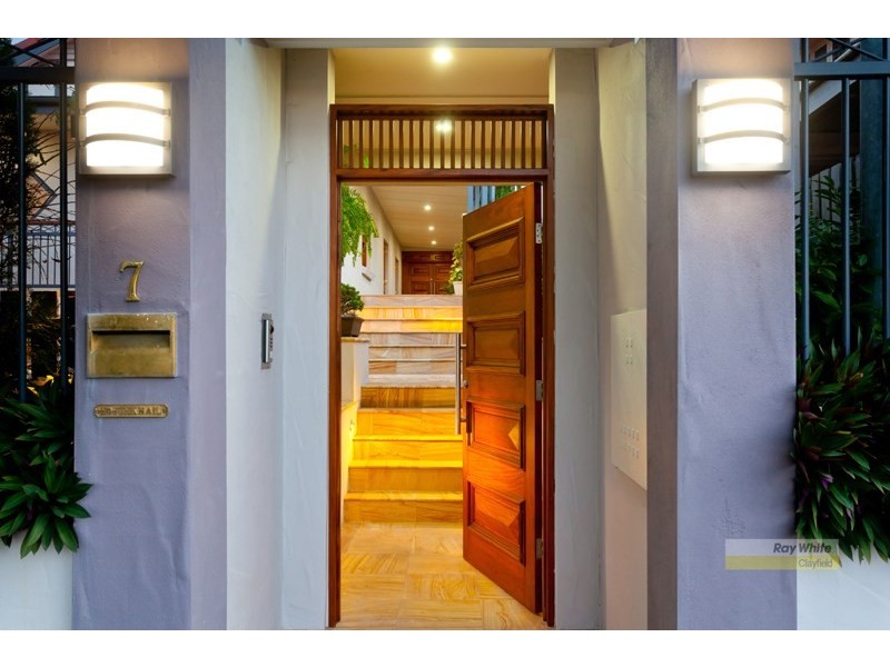 7 London Road, Clayfield QLD 4011