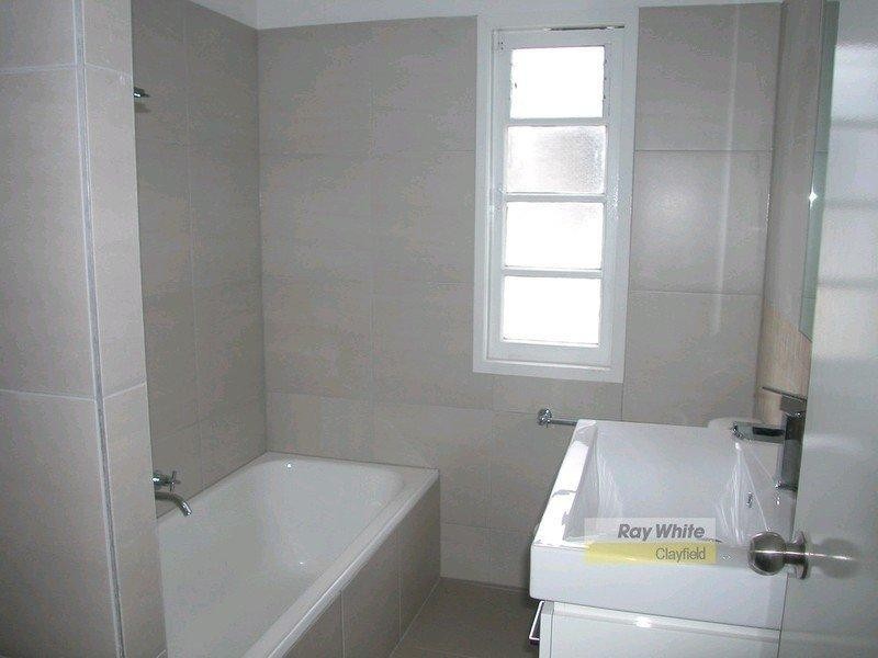 77 Oates Parade, Northgate QLD 4013