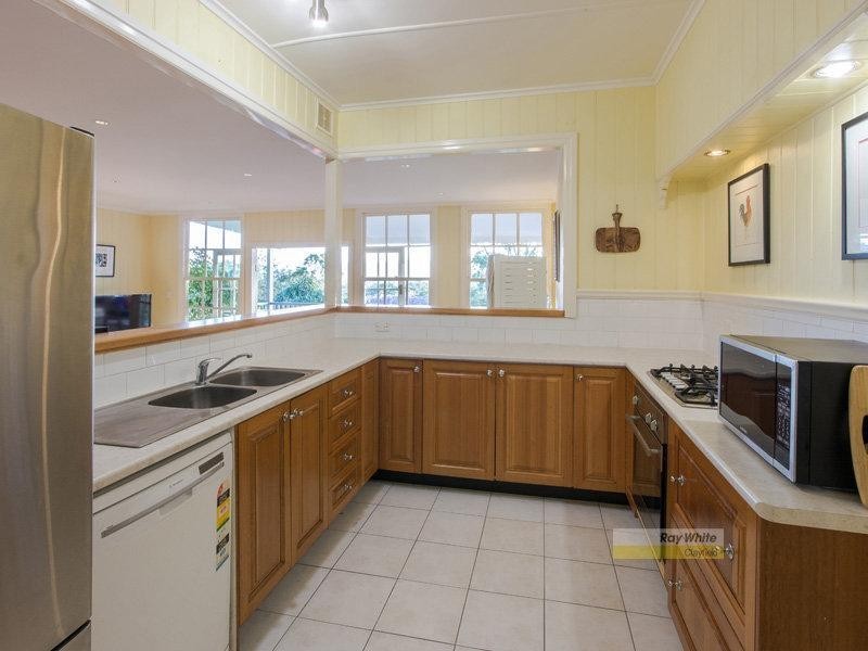 92 Banks Street, Alderley QLD 4051