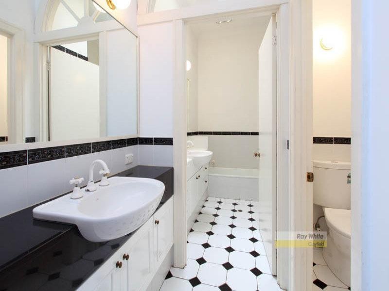 86 Enderley Road, Clayfield QLD 4011