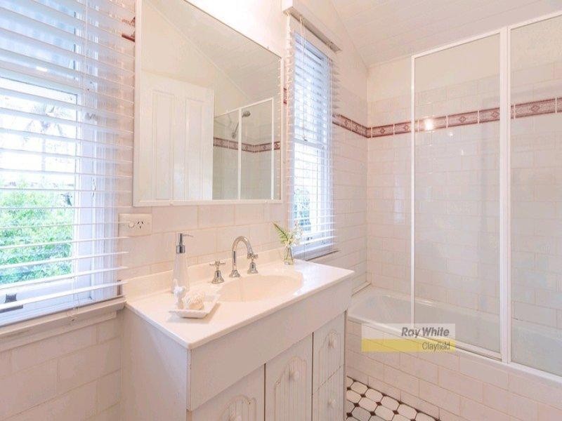 39 Howie Street, Clayfield QLD 4011