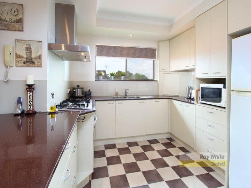 4/52 London Road, Clayfield QLD 4011