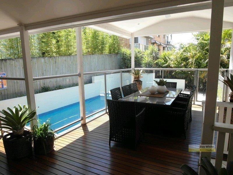 15 Ford Street, Clayfield QLD 4011