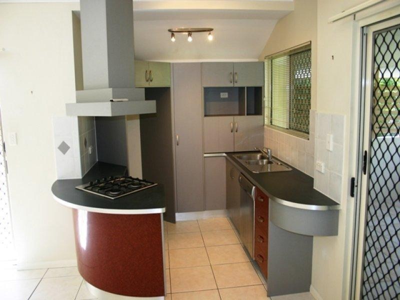 3/16 London Street, Nundah QLD 4012