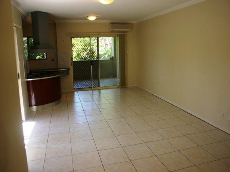 3/16 London Street, Nundah QLD 4012