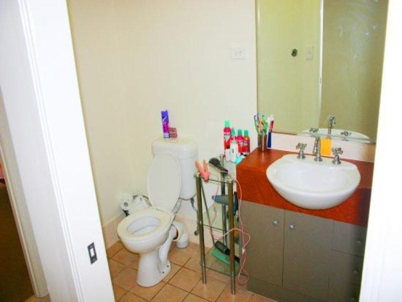 3/16 London Street, Nundah QLD 4012