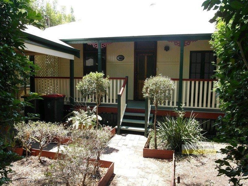 19 Howie Street, Clayfield QLD 4011