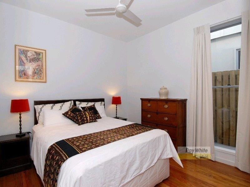 84 Mein Street, Hendra QLD 4011