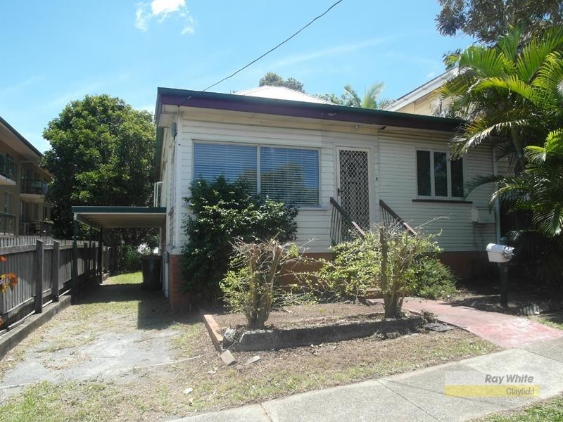 16 Rosemount Terrace, Windsor QLD 4030