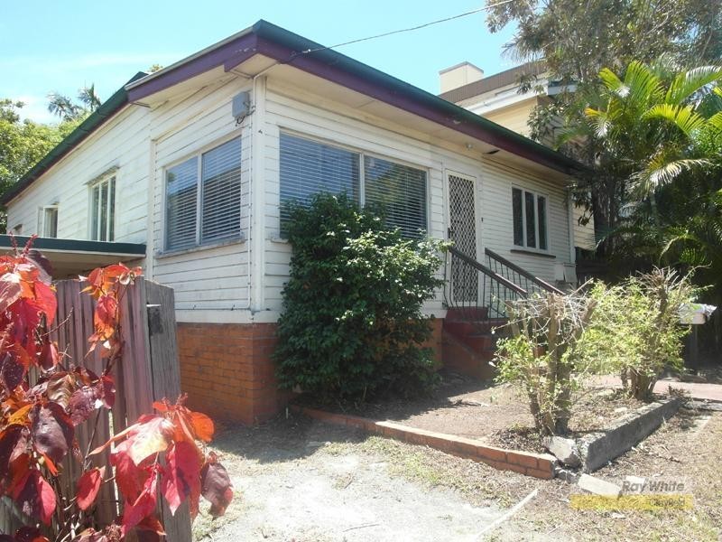 16 Rosemount Terrace, Windsor QLD 4030