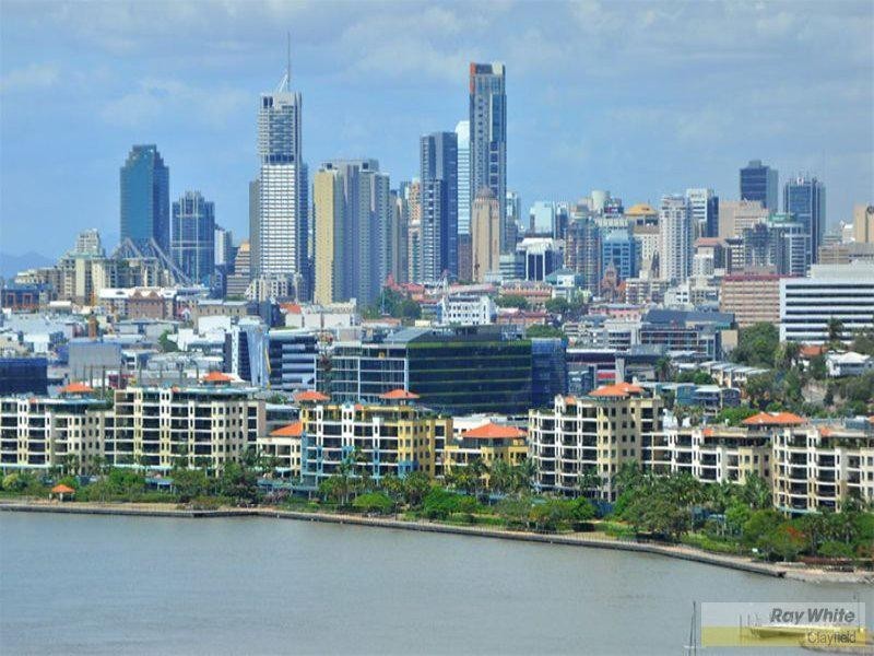 2 Dickson Terrace, Hamilton QLD 4007