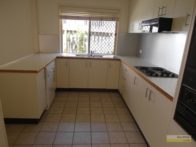 34 Emma Street, Wooloowin QLD 4030