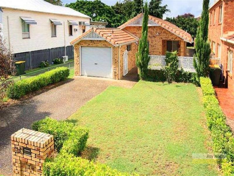 34 Emma Street, Wooloowin QLD 4030