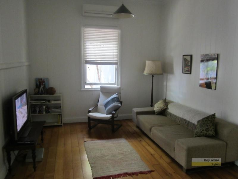 16 Lucy Street, Albion QLD 4010